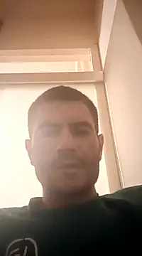 Snapshot of Gigolo4040 chatting on January 5, 8:52 pm Gigolo4040 online show from January 5, 8:52 pm