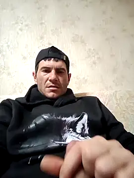 Snapshot of Gigolo4040 chatting on February 28, 5:15 pm Gigolo4040 online show from February 28, 5:15 pm
