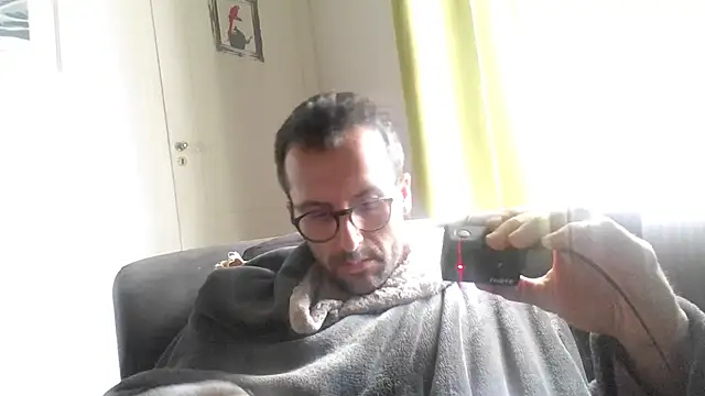 Snapshot of byakkotorra chatting on March 8, 3:45 pm byakkotorra online show from March 8, 3:45 pm