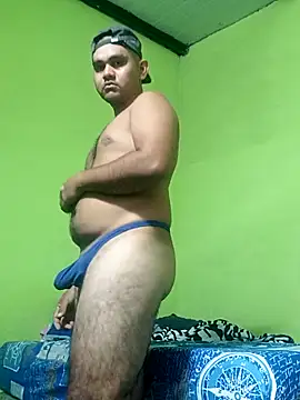 travieso2893 online show from December 18, 5:23 am