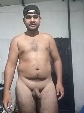 travieso2893 online show from April 9, 5:09 am