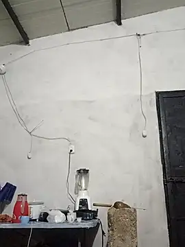 travieso2893 online show from November 13, 3:10 am