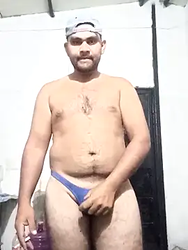 travieso2893 online show from March 19, 2:33 am