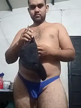 travieso2893 online show from October 24, 2:43 am