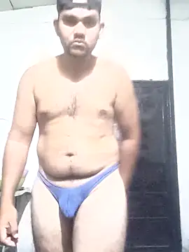 travieso2893 online show from April 1, 3:30 am