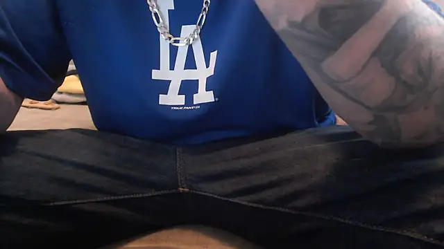 JohnnyKorrupt  online show from February 1, 11:48 pm