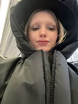 Milkyy wway online show from February 8, 6:22 am