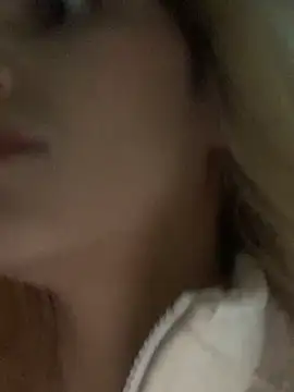 Lolitaxlola online show from November 17, 9:13 am