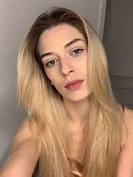 Lolitaxlola online show from November 10, 4:12 pm