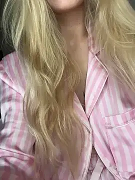 Lolitaxlola online show from March 27, 9:21 am