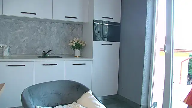 IrisMonn online show from June 24, 4:11 am
