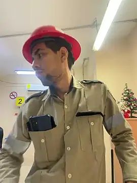 EnriquePersian197 online show from December 15, 12:44 pm