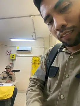 EnriquePersian197 online show from November 19, 12:16 pm