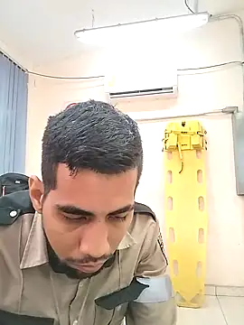 EnriquePersian197 online show from November 6, 2:54 pm