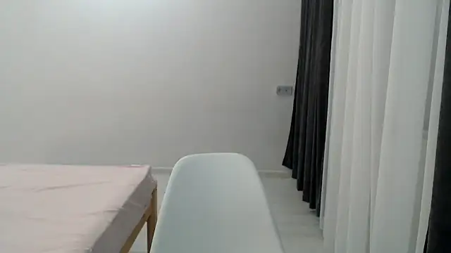 Snapshot of PolinaXXXJones chatting on January 16, 3:45 pm PolinaXXXJones online show from January 16, 3:45 pm