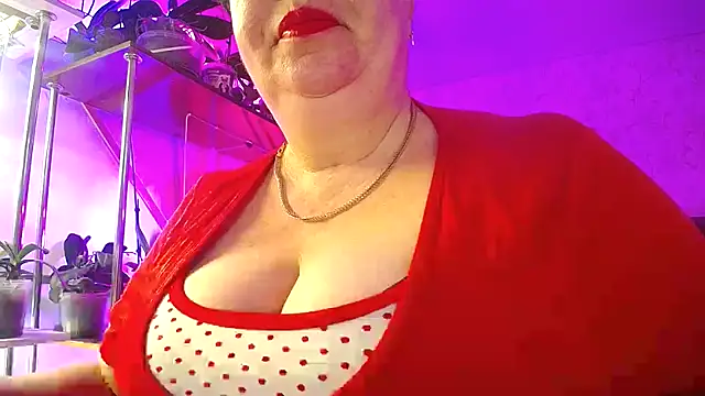  Sweet Woman online show from February 3, 5:38 am