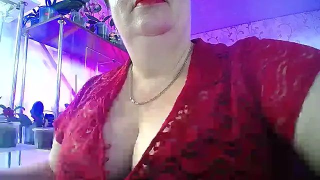  Sweet Woman online show from May 31, 6:41 am