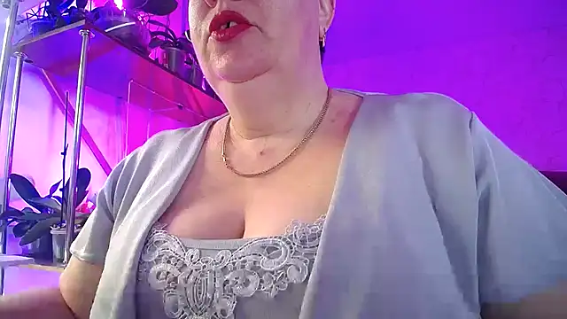  Sweet Woman online show from March 9, 5:33 am