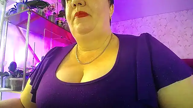  Sweet Woman online show from May 26, 7:28 am