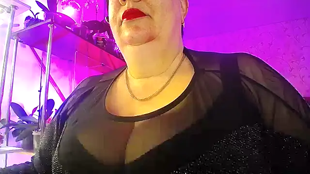  Sweet Woman online show from March 28, 6:47 am