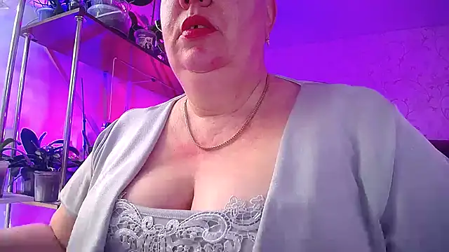  Sweet Woman online show from February 23, 1:44 pm