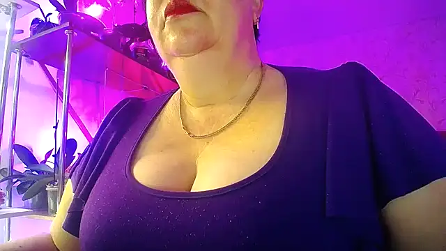  Sweet Woman online show from March 30, 4:25 am