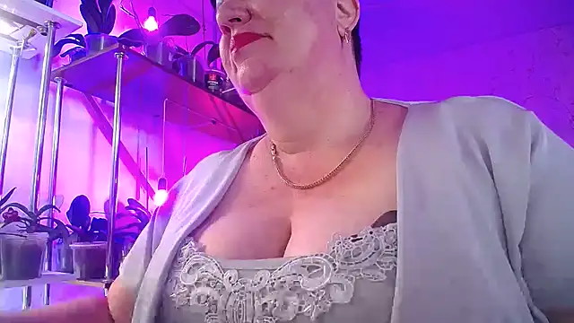 Snapshot of _Sweet_Woman chatting on June 20, 7:57 am Sweet Woman online show from June 20, 7:57 am