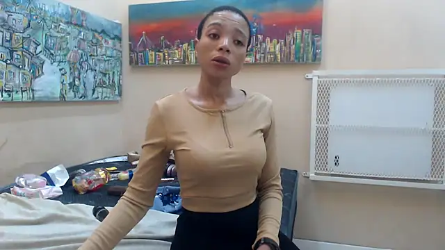 Snapshot of CaramelDelux27 chatting on March 10, 7:11 am CaramelDelux27 online show from March 10, 7:11 am