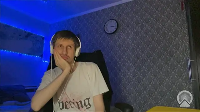 Snapshot of Aki-Laky chatting on February 18, 10:17 pm Aki-Laky online show from February 18, 10:17 pm