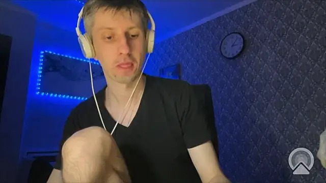 Aki-Laky online show from March 27, 10:11 pm