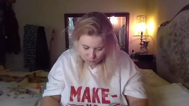 JosieAndYou online show from October 4, 2:40 pm