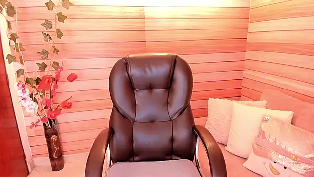 marien thomson  online show from November 21, 1:59 am