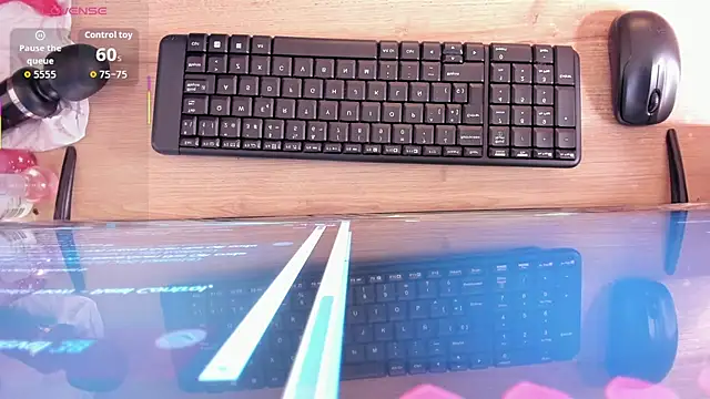 marien thomson  online show from February 5, 1:12 am