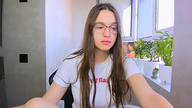 fancy bunny online show from April 15, 5:02 am