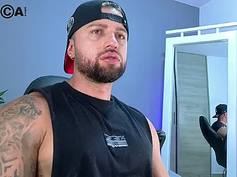 OwenMaximus814 online show from March 17, 5:38 pm