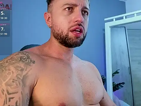 OwenMaximus814 online show from April 11, 5:38 pm