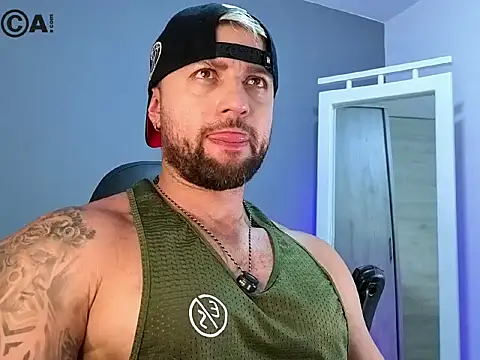 OwenMaximus814 online show from March 24, 5:24 pm