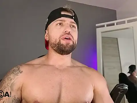 OwenMaximus814 online show from February 23, 8:09 pm