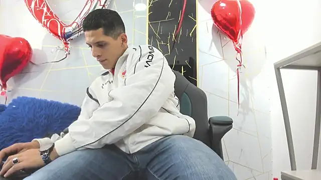 Steven x94 online show from February 17, 8:39 pm