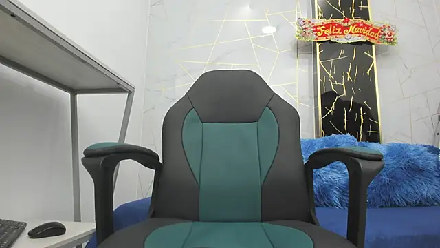 Steven x94 online show from December 18, 12:53 pm