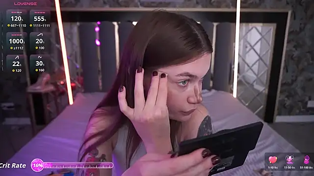 Snapshot of AnacondaOn chatting on February 22, 1:57 pm AnacondaOn online show from February 22, 1:57 pm