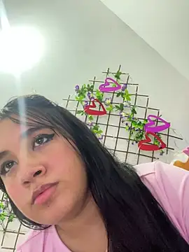 melyescobar online show from March 5, 12:11 pm
