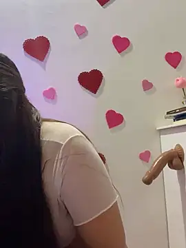 melyescobar online show from February 12, 4:01 am