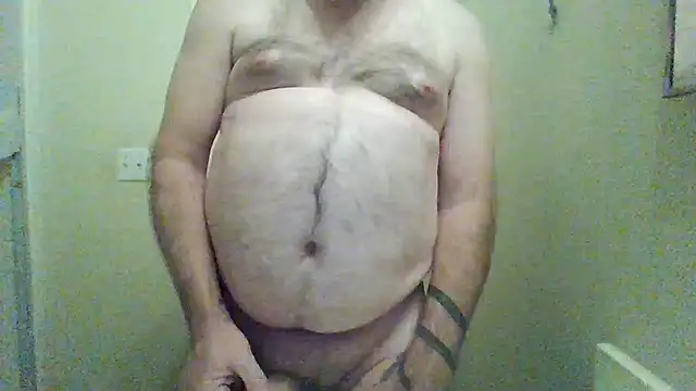 WatchinU82 online show from November 28, 5:29 am