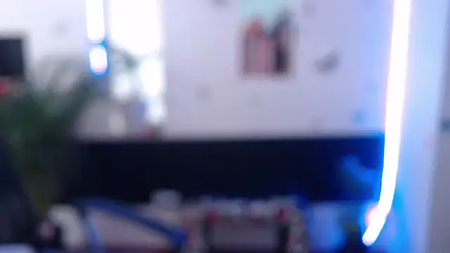 Lia-mitch online show from February 18, 3:52 pm