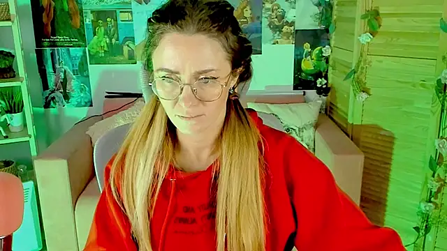 Snapshot of LadyIzabel chatting on January 30, 11:55 am LadyIzabel online show from January 30, 11:55 am