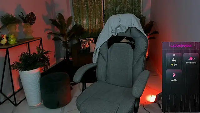 LadyIzabel online show from November 28, 8:25 am