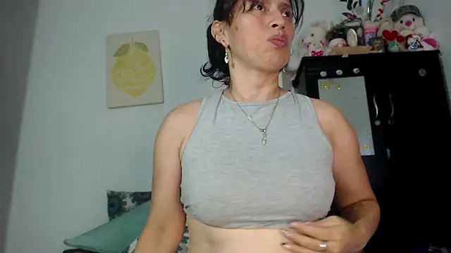 sexy mary 69 online show from November 26, 2:44 am