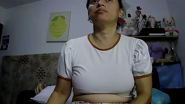 sexy mary 69 online show from March 17, 11:30 pm