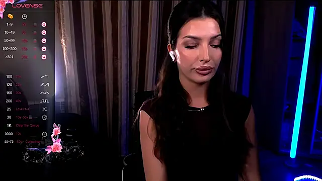 Laura Bess online show from November 29, 10:21 pm